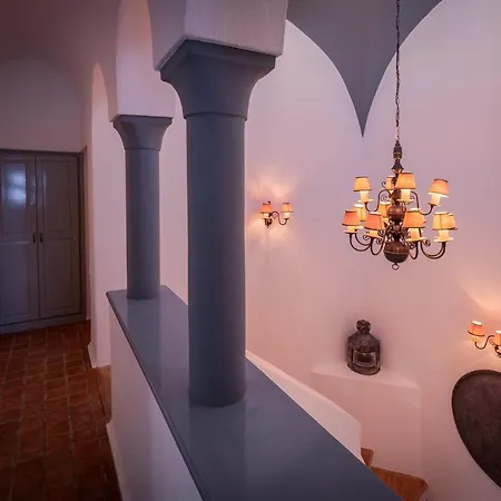 Azure Santorini فيلة *